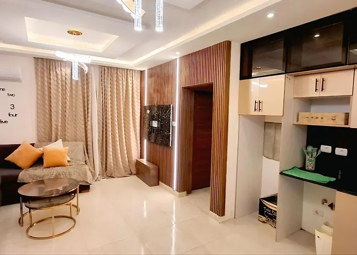 Paradise View At Hills Otel