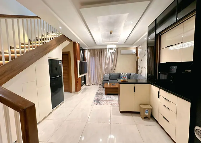 Paradise View At Hills Otel 5*