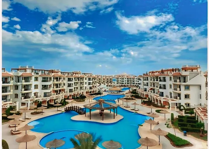 Otel Paradise View At Hills 5*